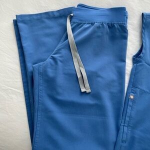 Figs Ceil Blue Livingston Pant in XS/P Petite